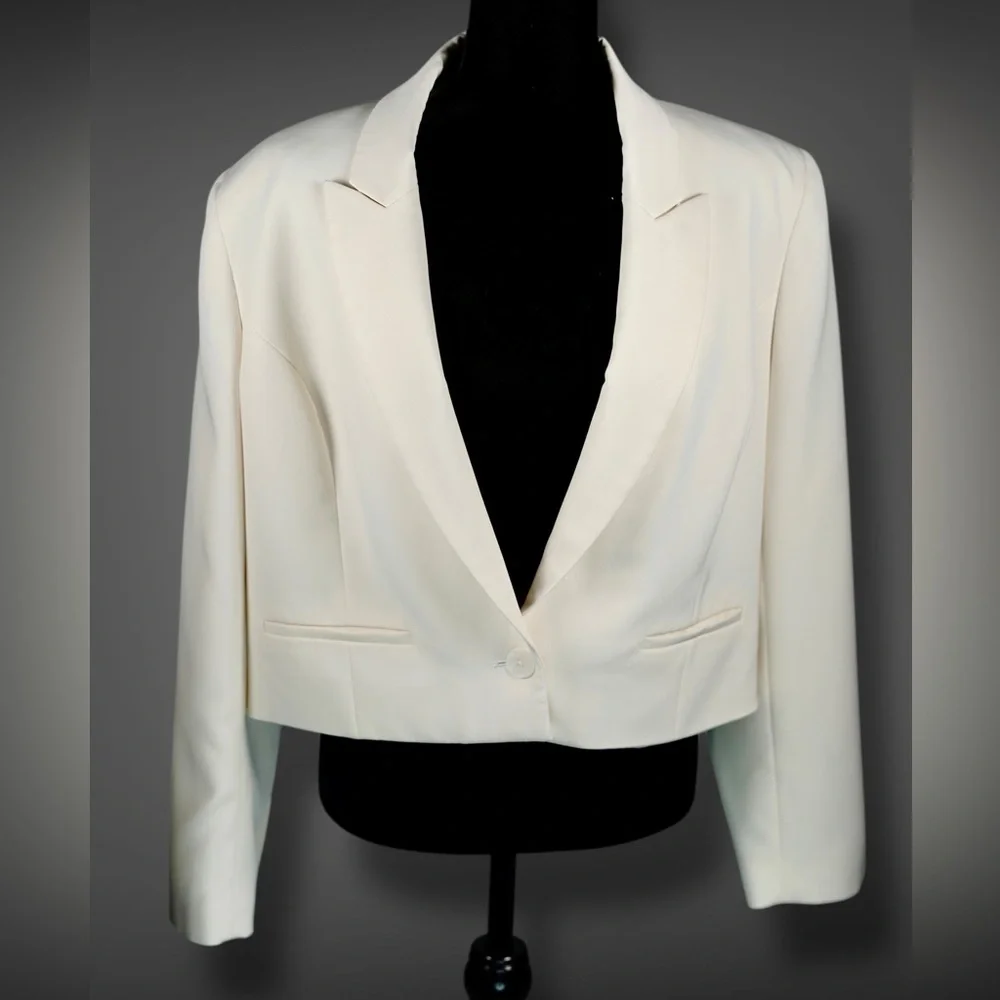 Express Women’s Ivory Cropped Blazer Tailored One Button Jacket Size XL